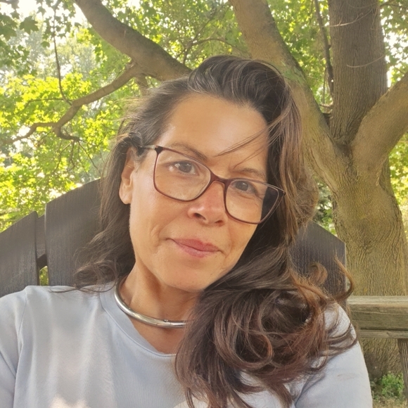 Meet your Posher, Katjia - Picture 1 of 1